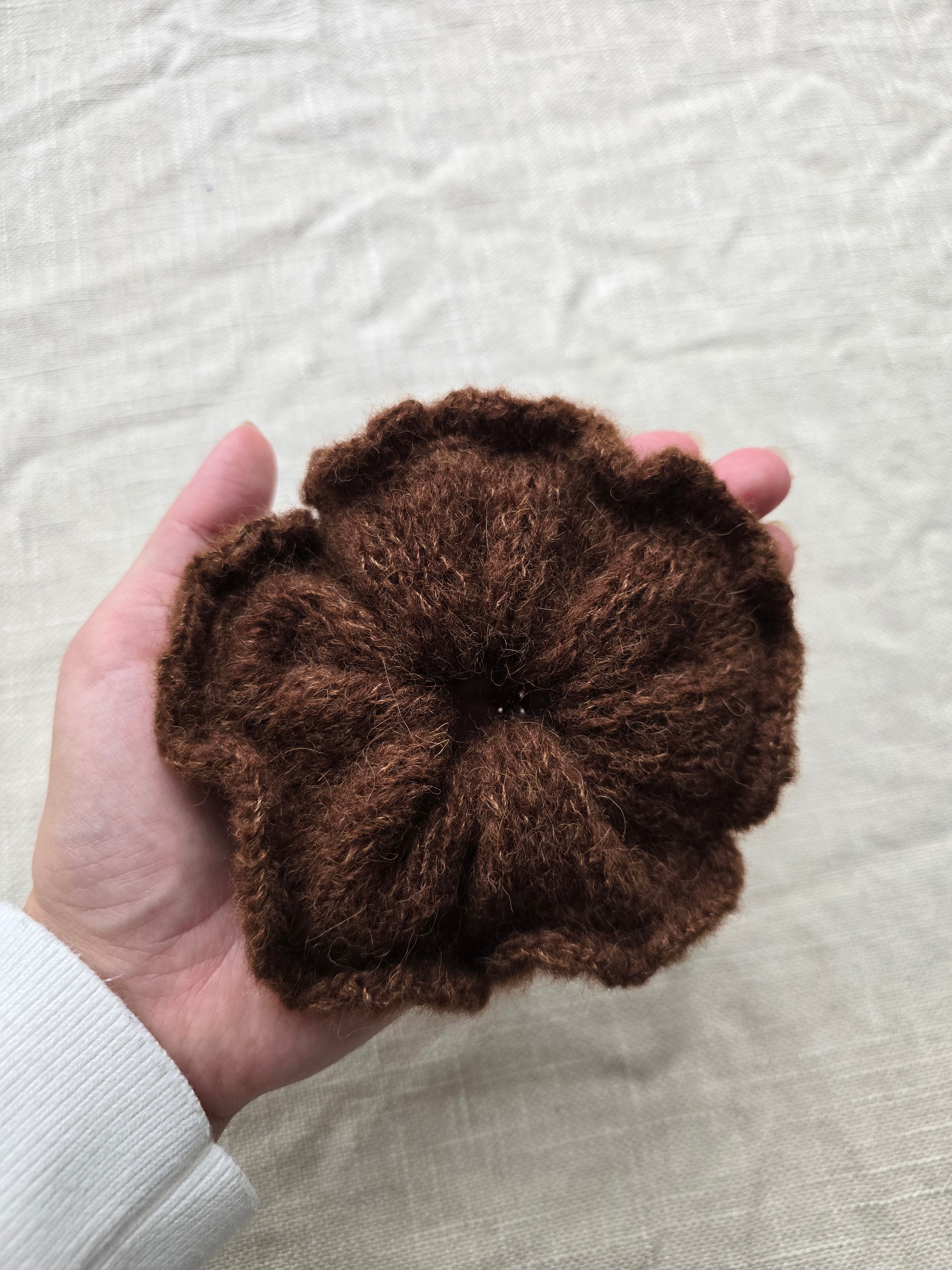 Brushed Alpaca Silk Knit Scrunchie - Curly Edge