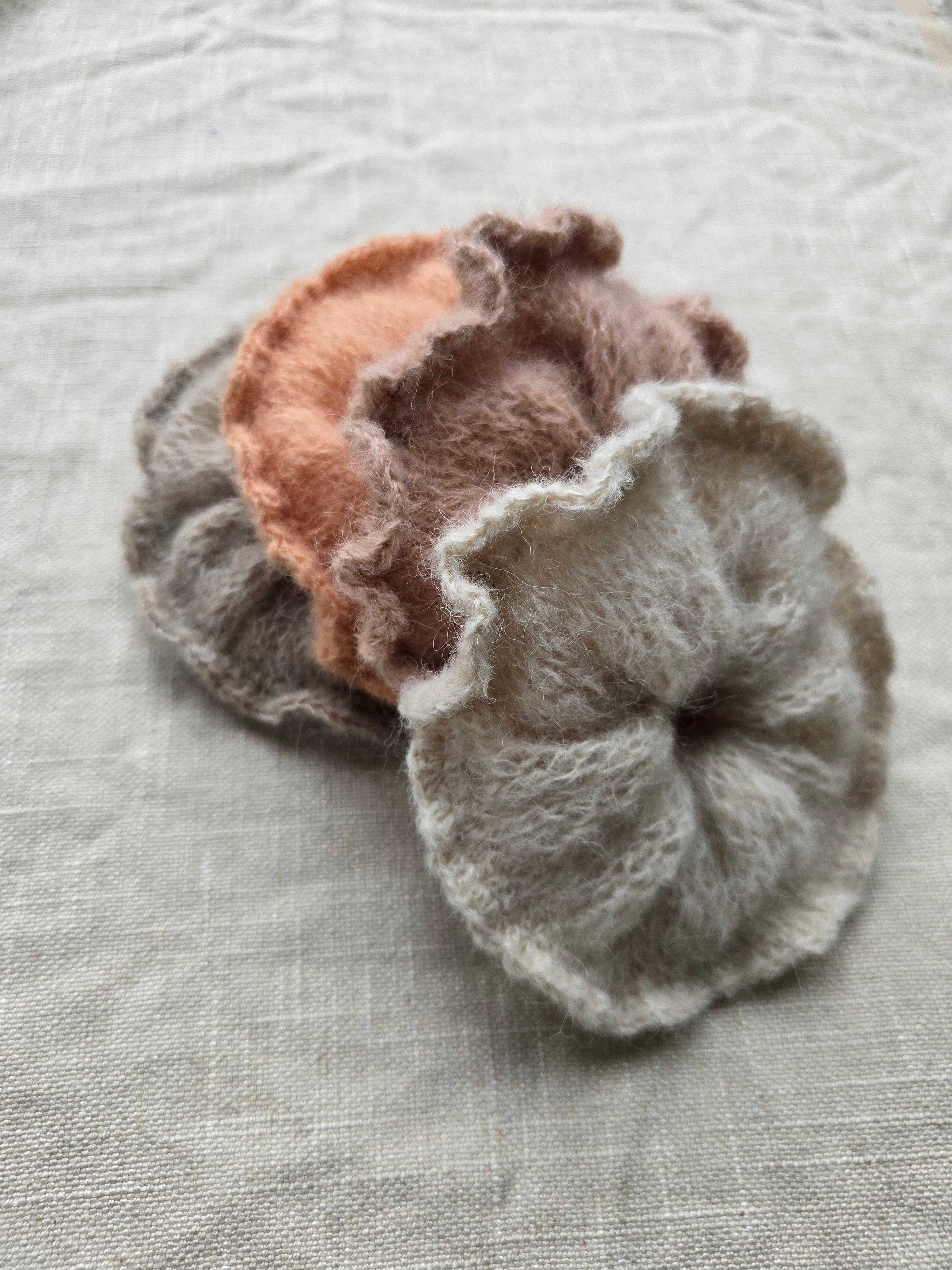 Brushed Alpaca Silk Knit Scrunchie - Curly Edge