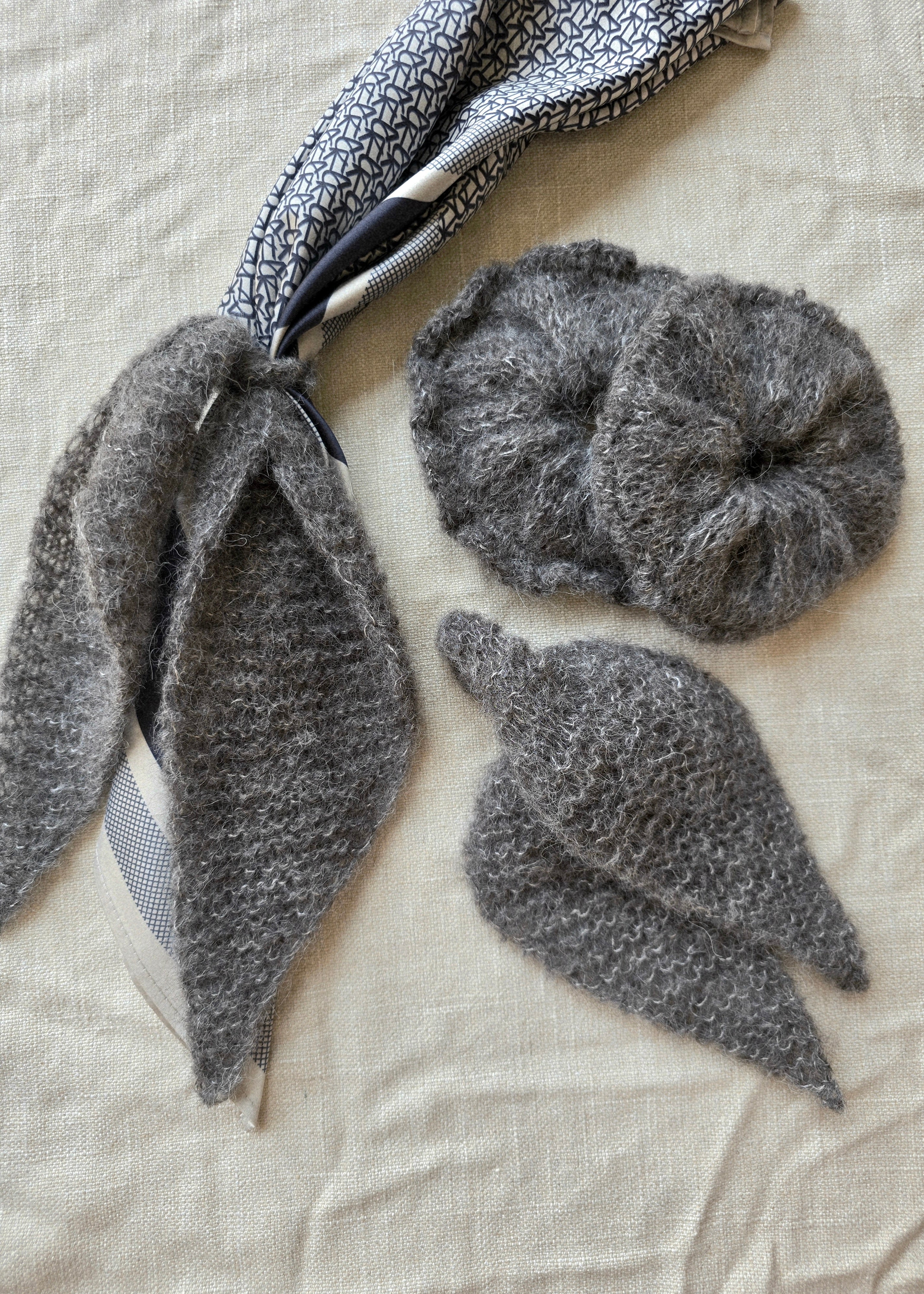 “Angel Wings” – Handmade Alpaca Silk Hair Accessory (2-in-1 Convertible Bow & Tie)