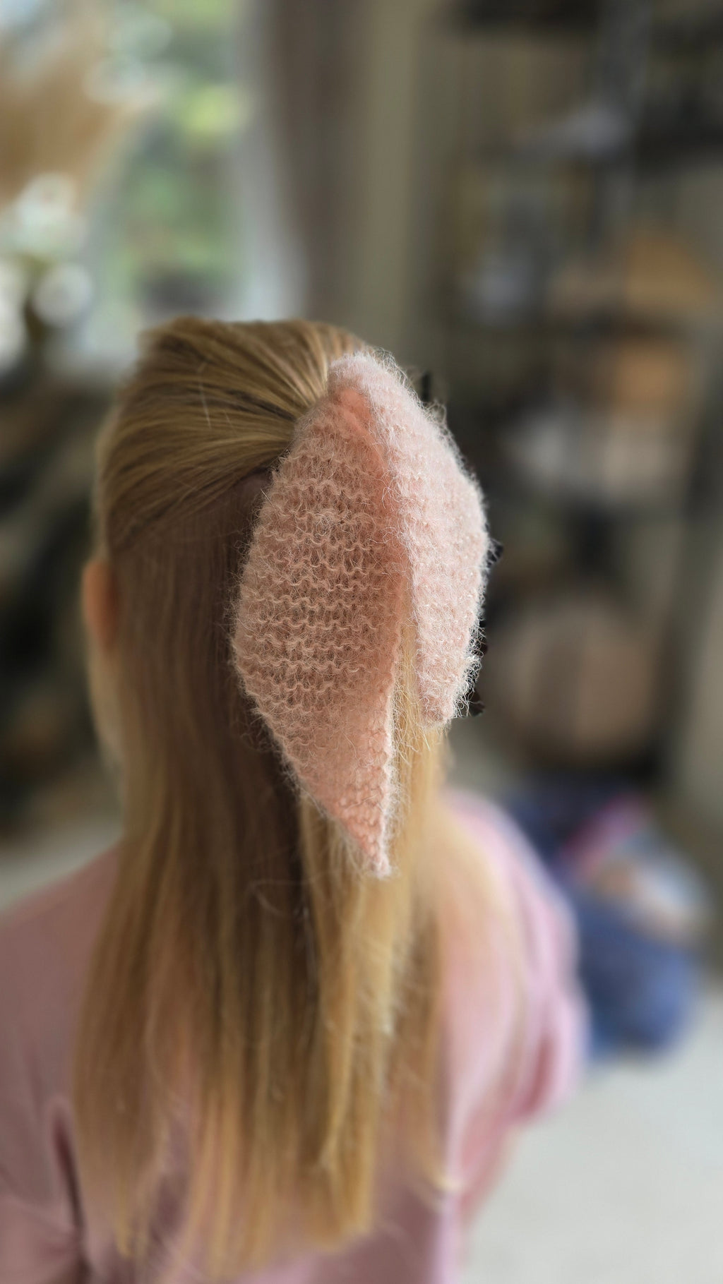 “Angel Wings” – Handmade Alpaca Silk Hair Accessory (2-in-1 Convertible Bow & Tie)