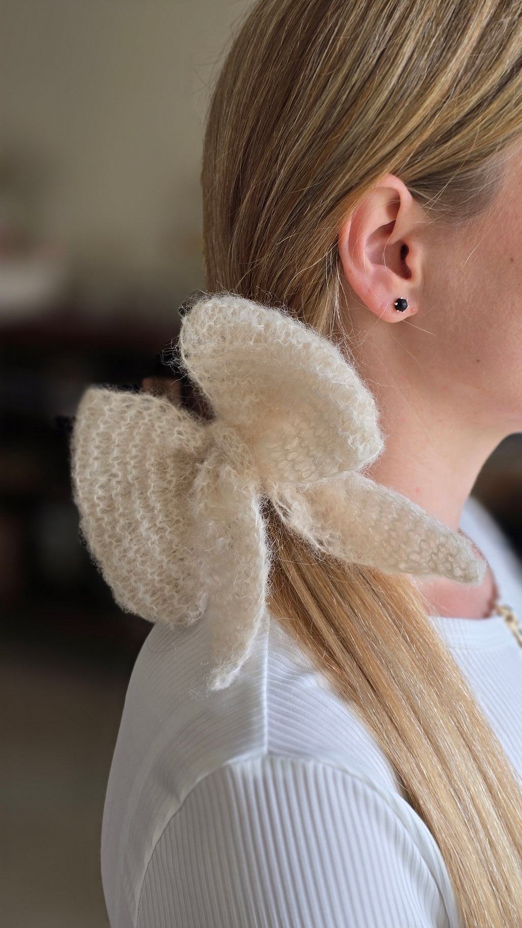 “Angel Wings” – Handmade Alpaca Silk Hair Accessory (2-in-1 Convertible Bow & Tie)