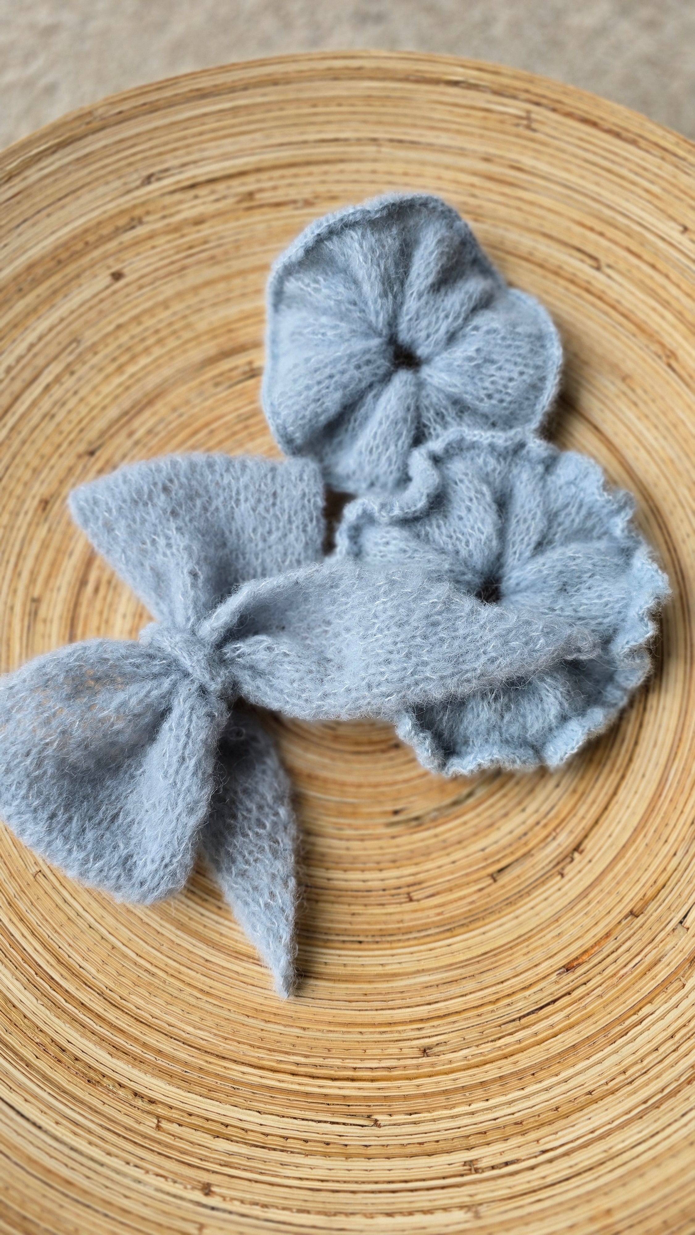 “Angel Wings” – Handmade Alpaca Silk Hair Accessory (2-in-1 Convertible Bow & Tie)