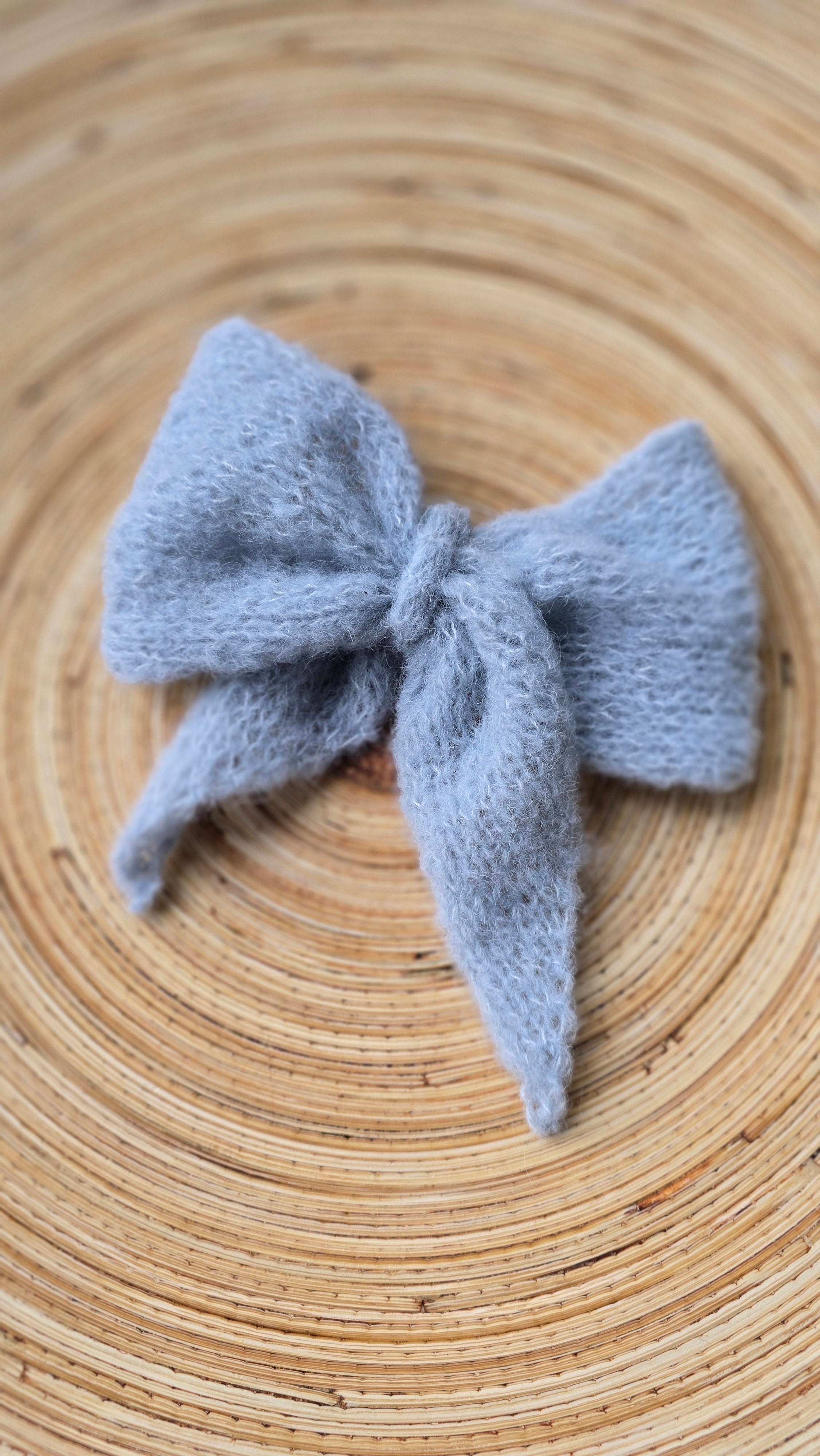 “Angel Wings” – Handmade Alpaca Silk Hair Accessory (2-in-1 Convertible Bow & Tie)