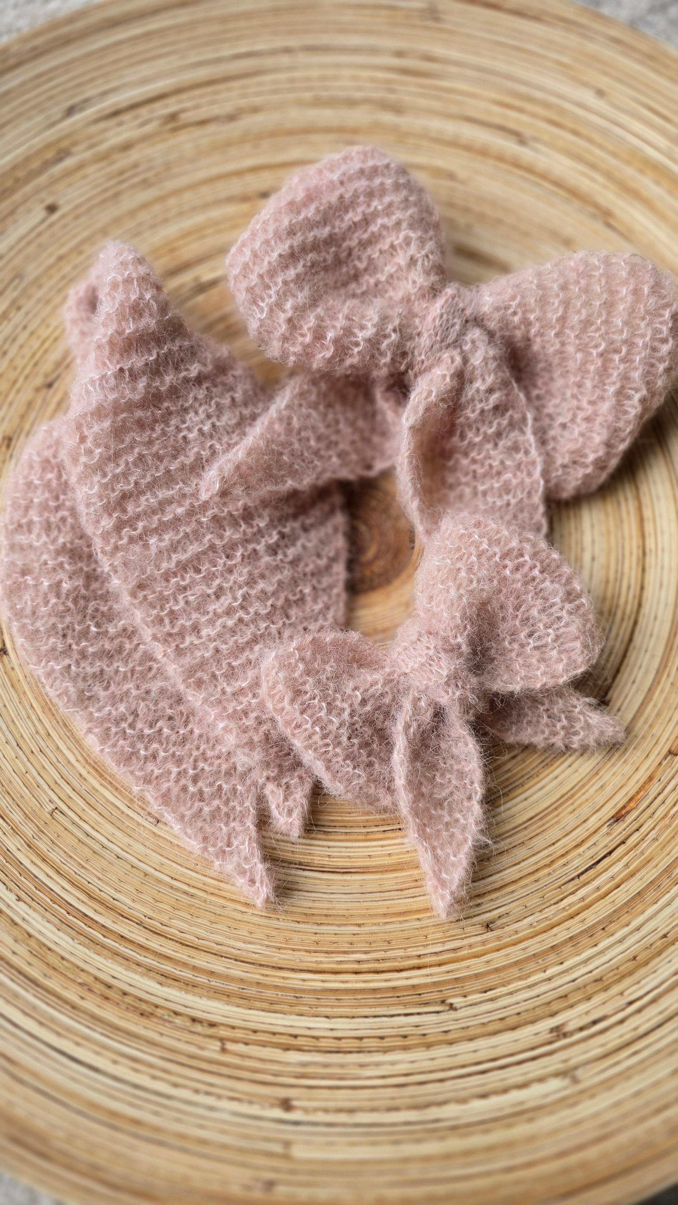 “Angel Wings” – Handmade Alpaca Silk Hair Accessory (2-in-1 Convertible Bow & Tie)