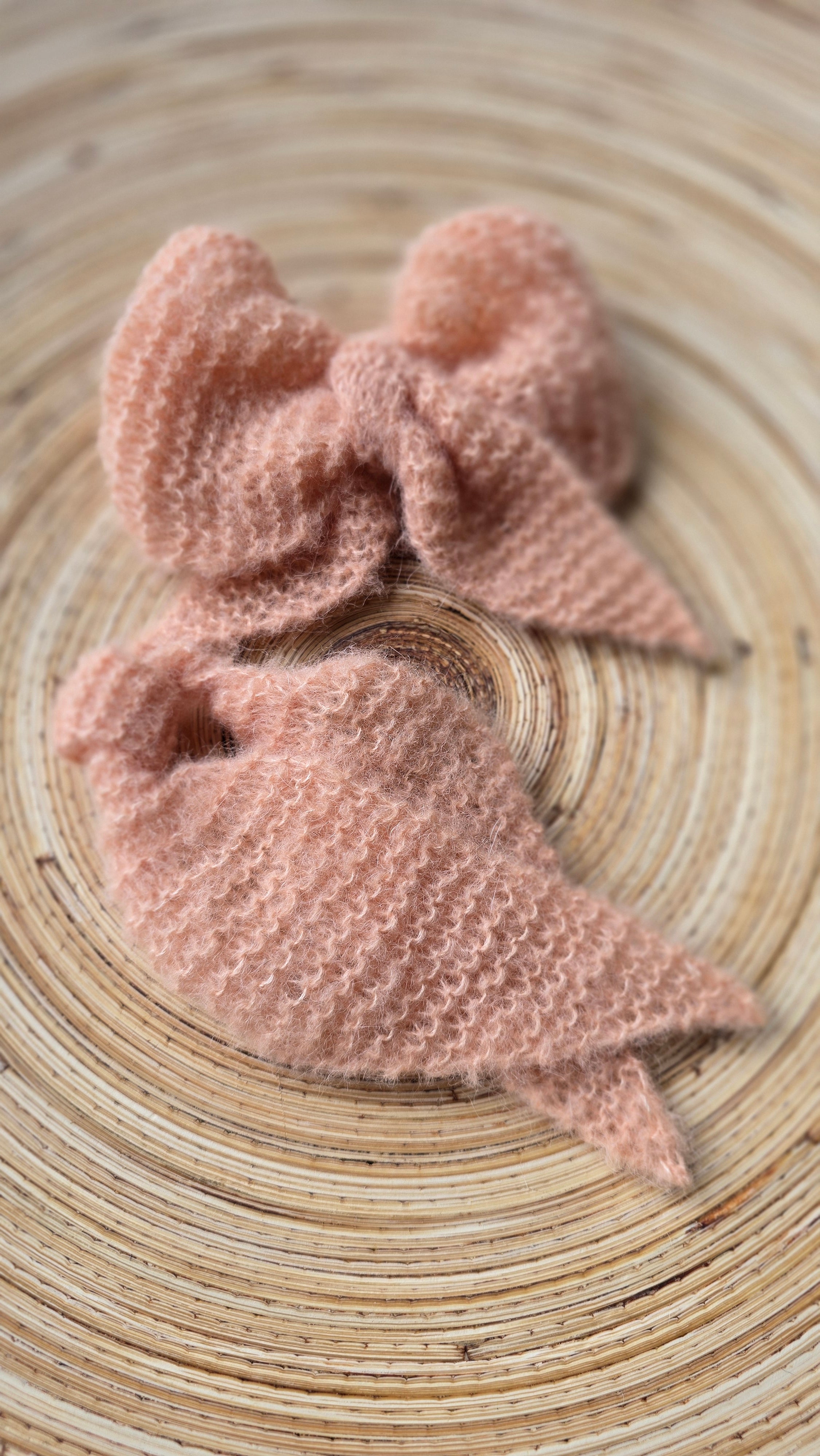 “Angel Wings” – Handmade Alpaca Silk Hair Accessory (2-in-1 Convertible Bow & Tie)