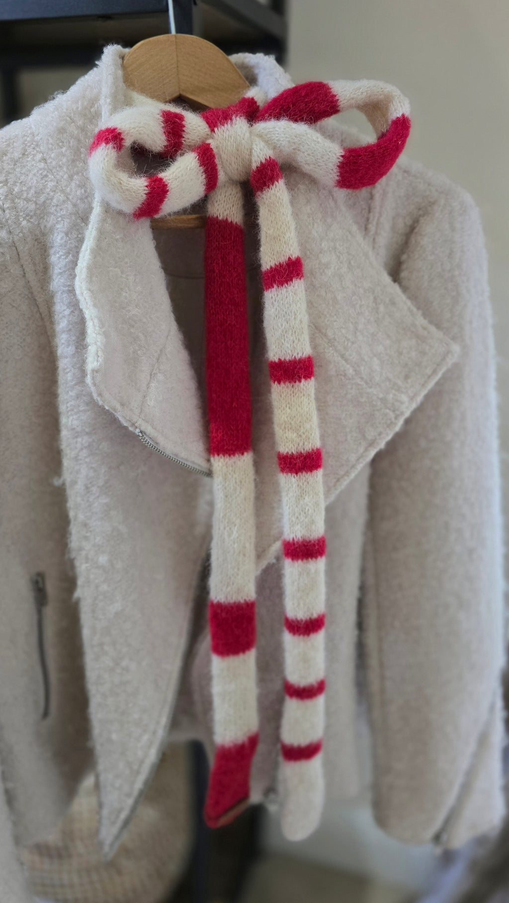 Candy Scarf – Handmade Alpaca & Mulberry Silk Neck Accessory